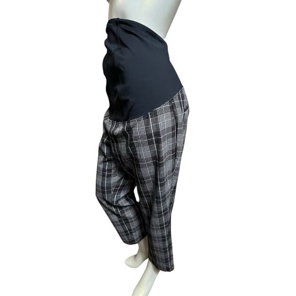 Ingrid & Isabel Maternity Plaid Stretch Pants, Size 16, Black & White - Picture 4 of 9